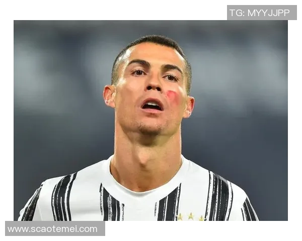 足球明星家庭暴力事件曝光妻子遭殴打视频引发社会广泛关注与讨论 足球明星家庭暴力事件曝光妻子遭殴打视频引发社会广泛关注与讨论