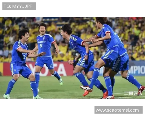 香港足球明星在国际赛场上对决日本球队的精彩瞬间与背后故事 香港足球明星在国际赛场上对决日本球队的精彩瞬间与背后故事